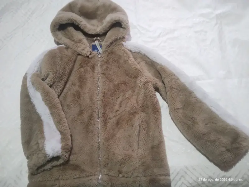 Chaqueta de peluche con capucha para niño o niña
