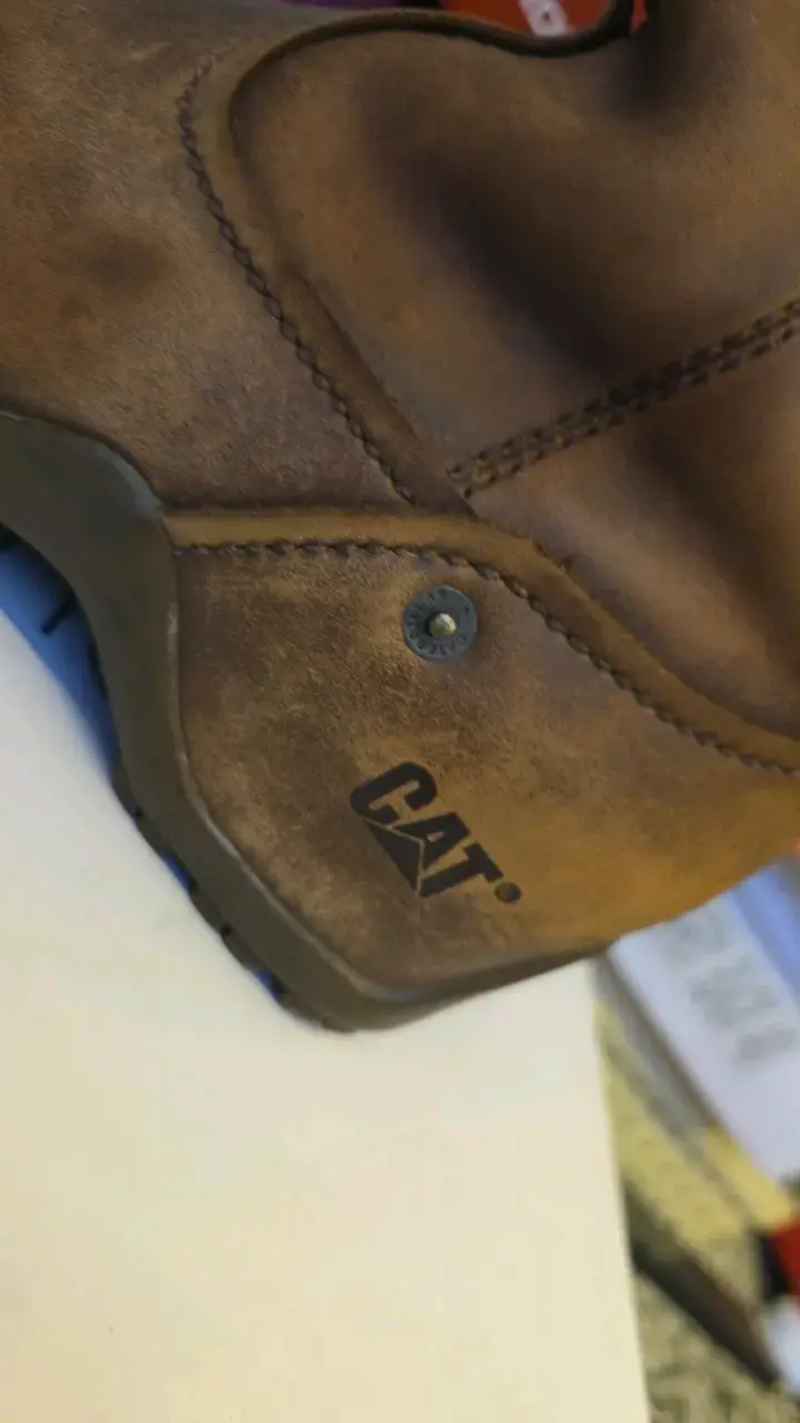 Botas de cuero marrón CAT para mujer - 4
