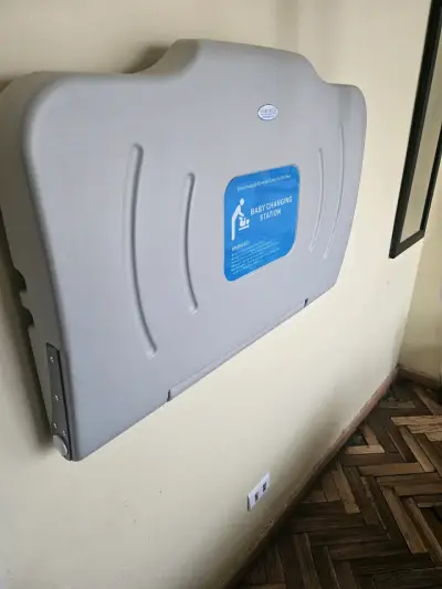 Estación de Cambio para Bebés de Pared - miniatura 1