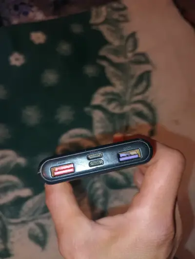 Power bank con pantalla LED 10000mAh - miniatura 2