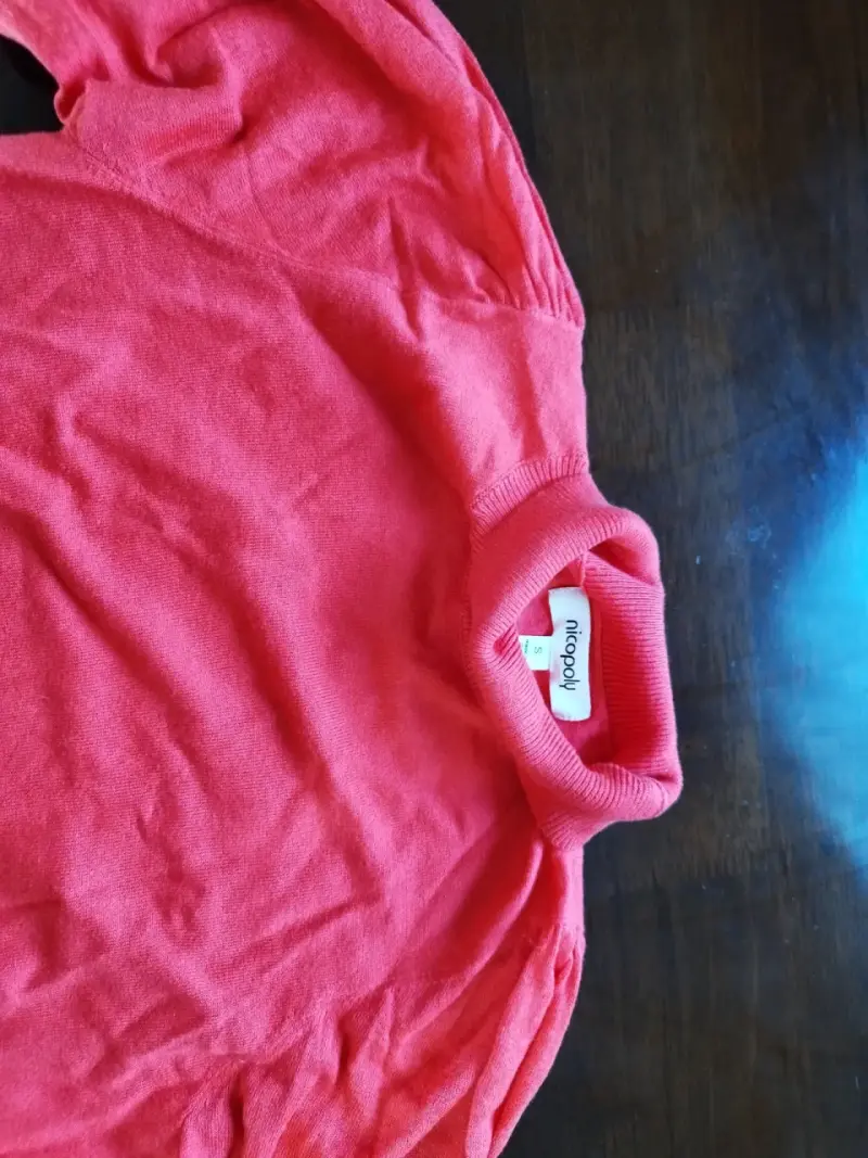 Suéter rojo de mujer Nicopoly talla S