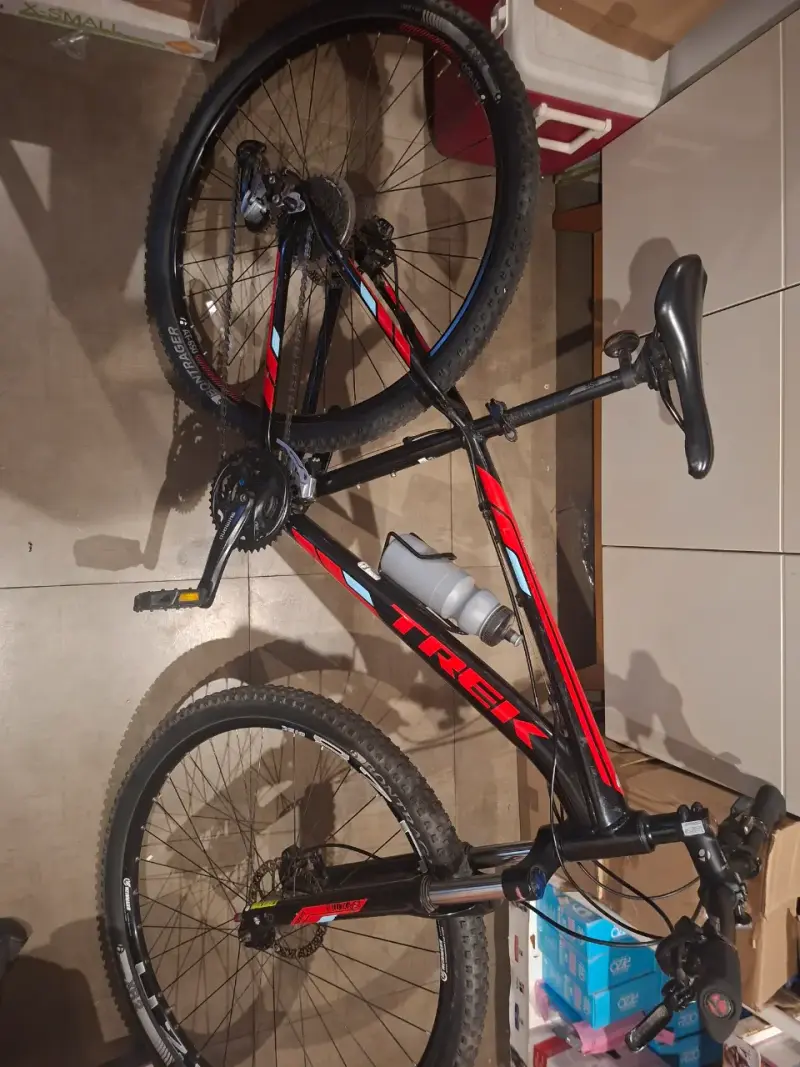 Bicicleta de montaña Trek con suspensión marlin 7
