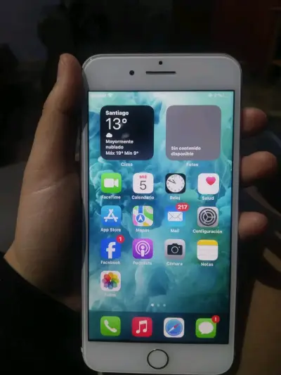 iPhone 7 Plus 32GB en buen estado - miniatura 1