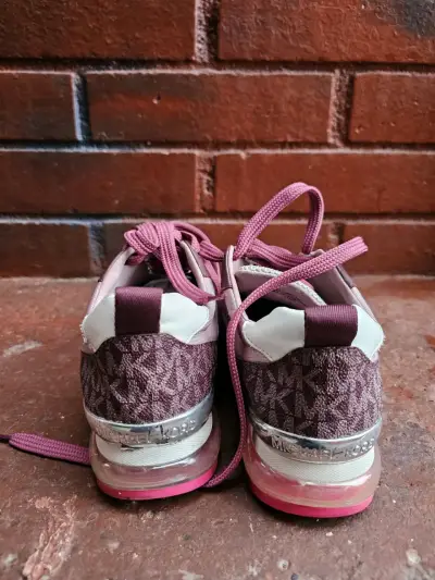 Zapatillas Michael Kors para dama - Talla 39 - miniatura 4
