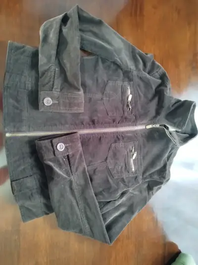 Chaqueta de pana café para mujer con cierre - miniatura 2