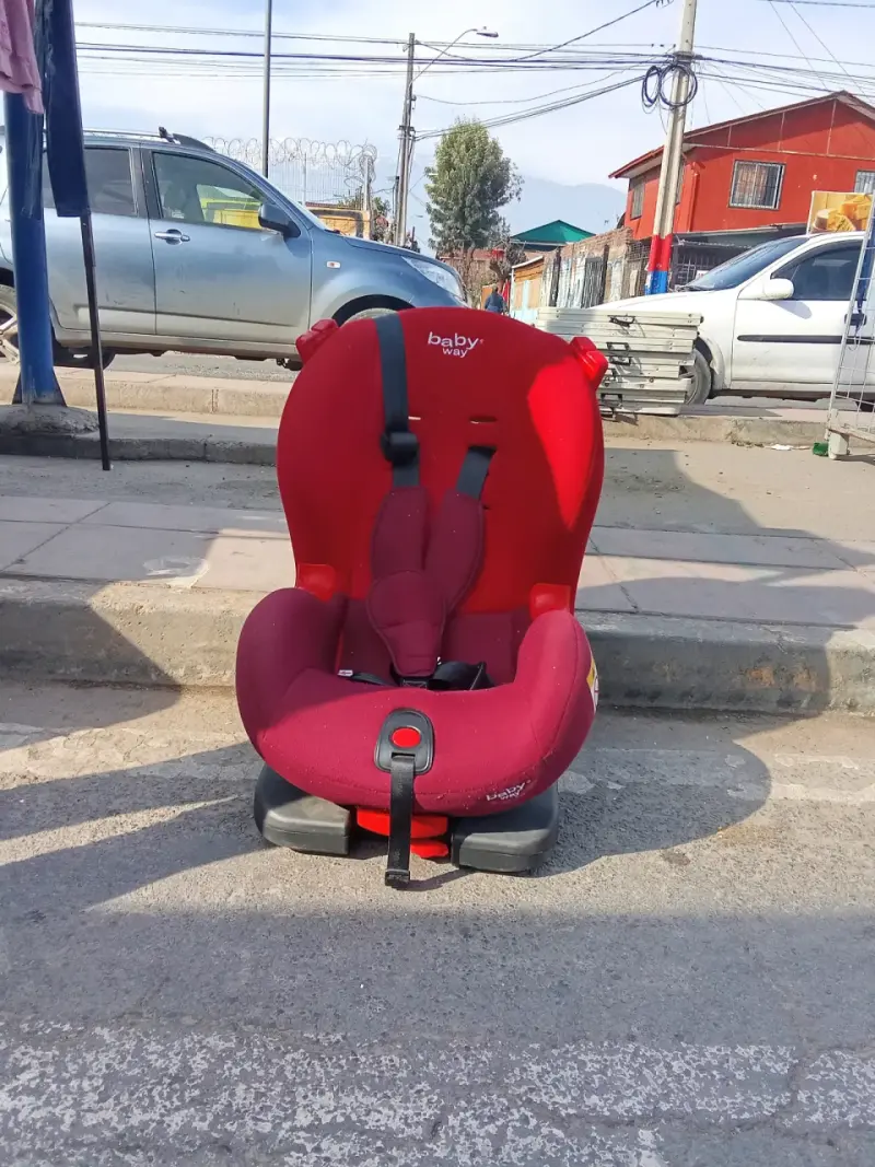 Silla de auto para bebé Baby Way roja - 3