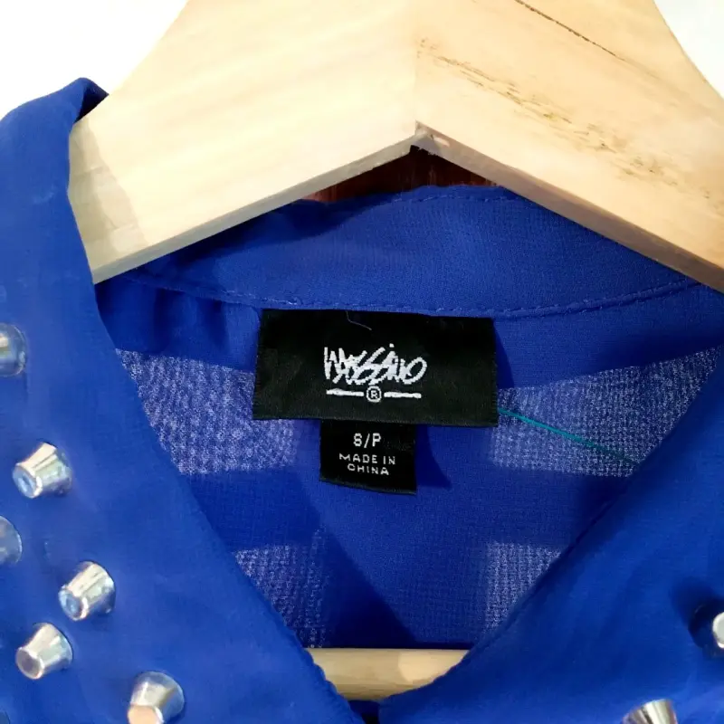 Blusa azul transparente con tachas talla S - 3