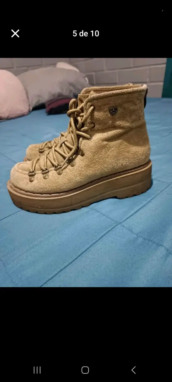 Botas de gamuza beige con plataforma - 2
