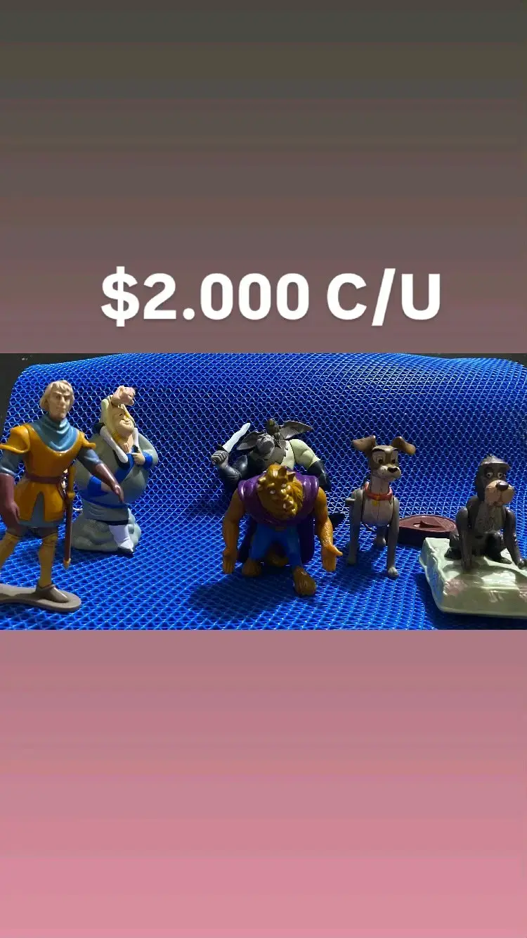Figuras de acción de personajes variados - 2