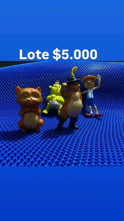 Lote de figuras coleccionables variadas - miniatura 2