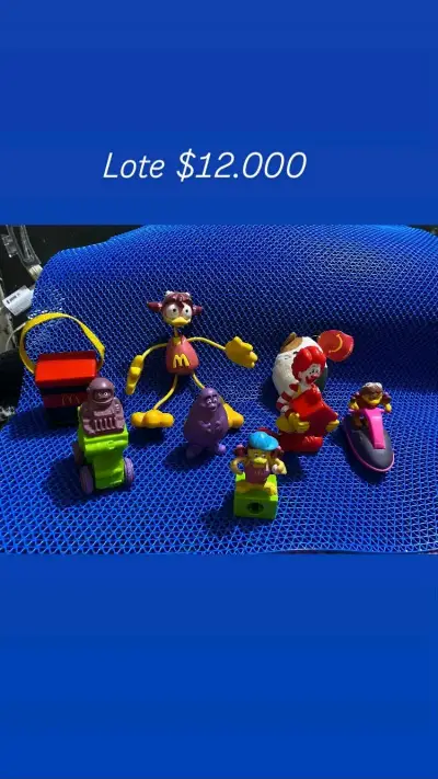 Lote de figuras coleccionables variadas - miniatura 5