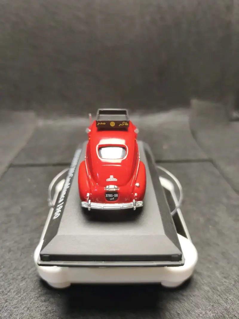 escala Peugeot 203 Casablanca 1960 + base giratori - 2