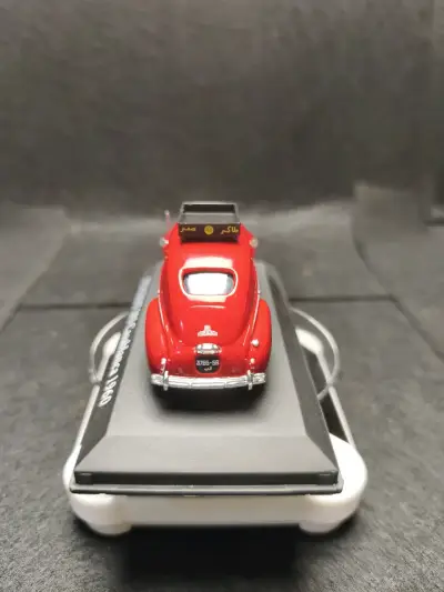 escala Peugeot 203 Casablanca 1960 + base giratori - miniatura 2