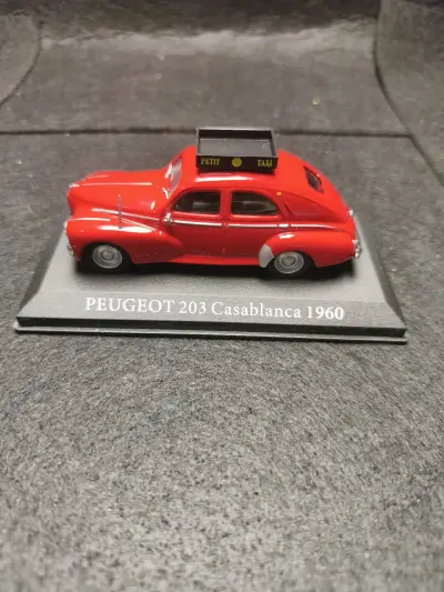 escala Peugeot 203 Casablanca 1960 + base giratori - miniatura 4