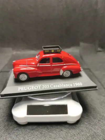 escala Peugeot 203 Casablanca 1960 + base giratori - miniatura 6
