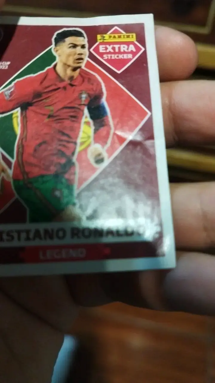 Láminas de colección Panini Cristiano Ronaldo y Lionel Messi - 2
