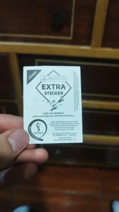 Láminas de colección Panini Cristiano Ronaldo y Lionel Messi - miniatura 3