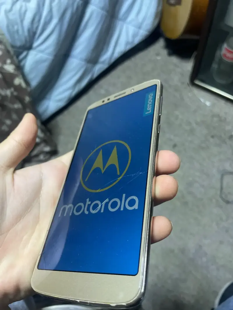 Motorola E5 plus - 2