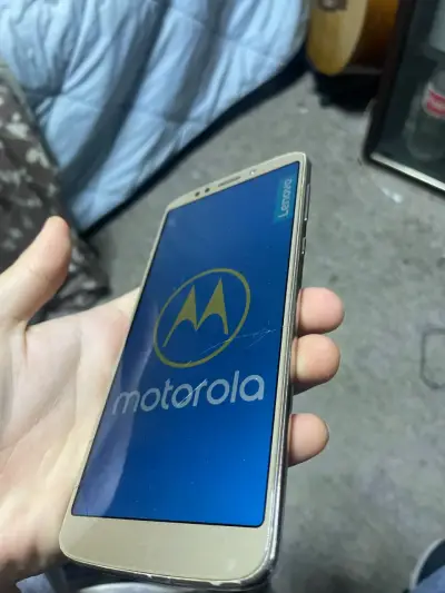 Motorola E5 plus - miniatura 2