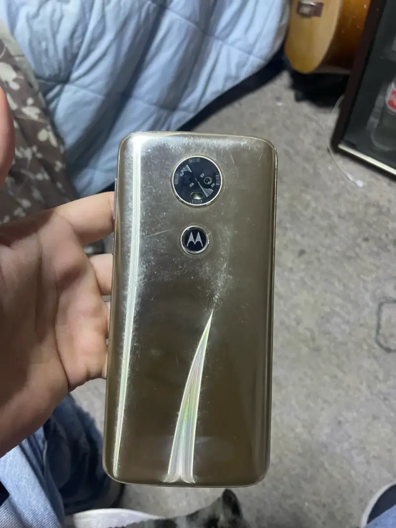 Motorola E5 plus - 4