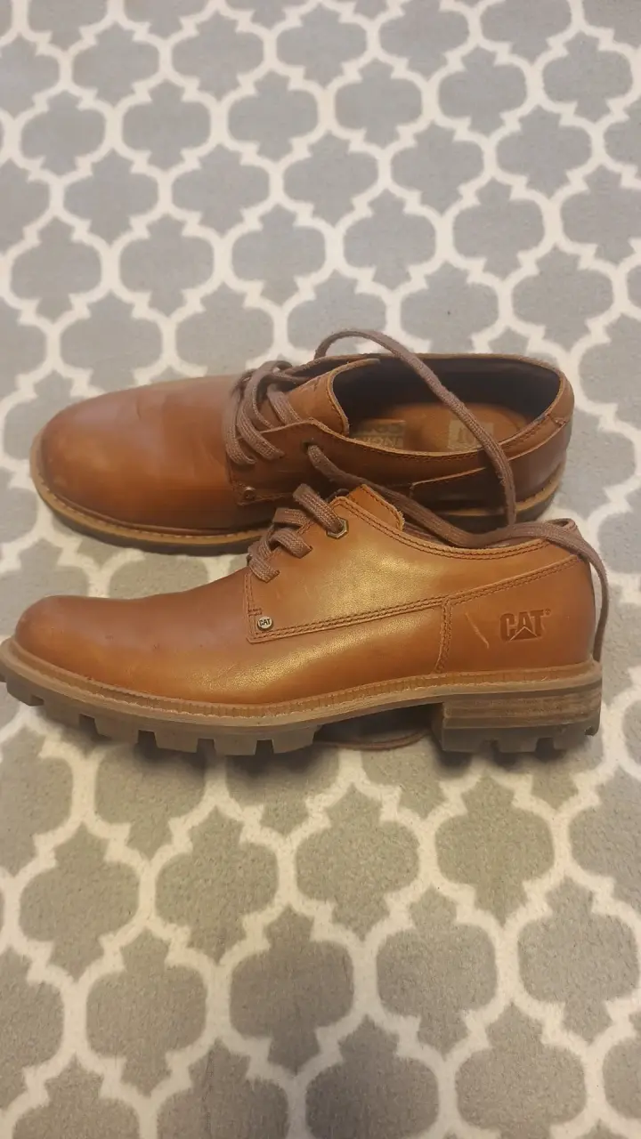Zapatos de cuero marrón CAT para hombre - 4