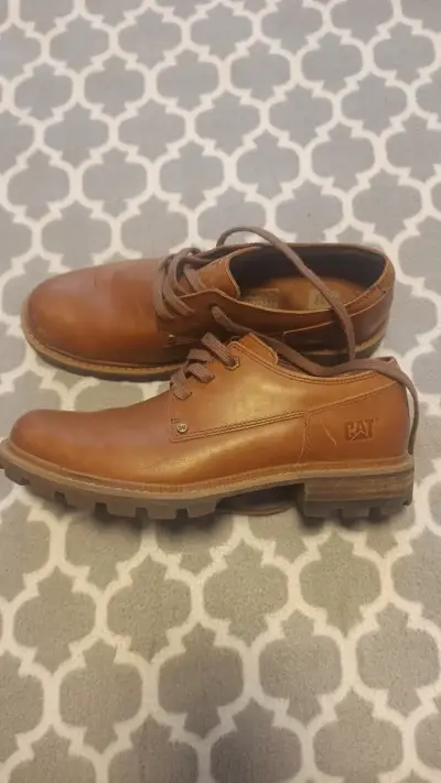 Zapatos de cuero marrón CAT para hombre - miniatura 4