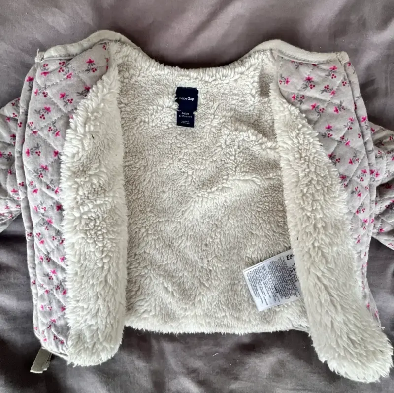 Chaqueta acolchada 6-9 meses con diseño floral - 4