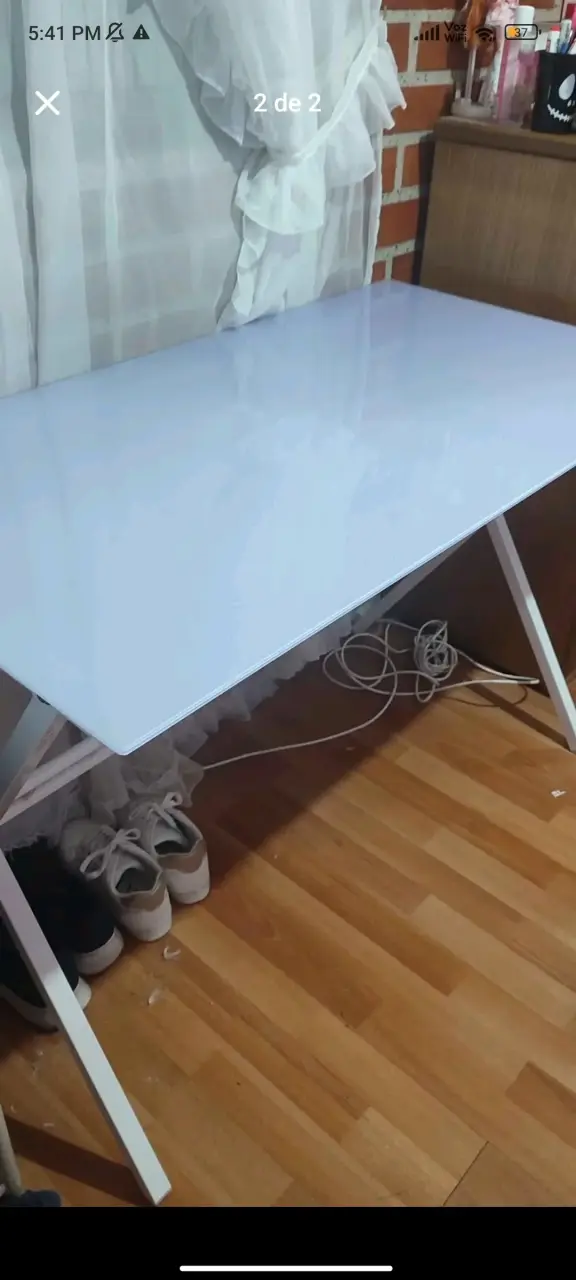 Escritorio lila moderno para oficina o estudio - 2