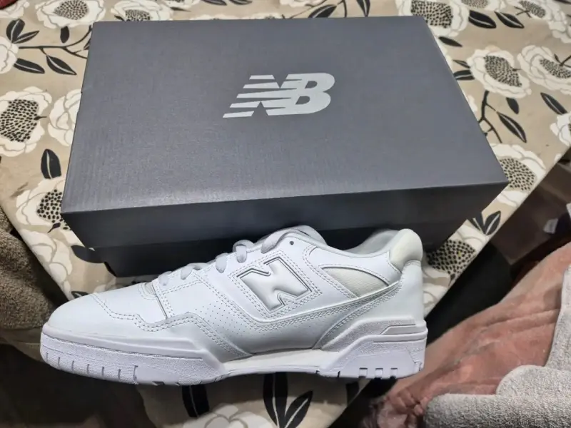 Zapatillas deportivas blancas New Balance 550 - 2