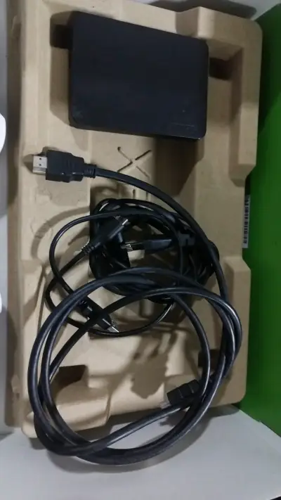 Consola Xbox Series S con dos controles - miniatura 3