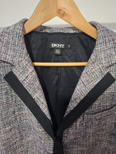 Blazer de mujer DKNY gris con negro talla 8 - miniatura 2