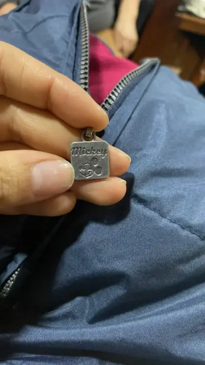 Chaqueta azul para niño Mickey Mouse - miniatura 3