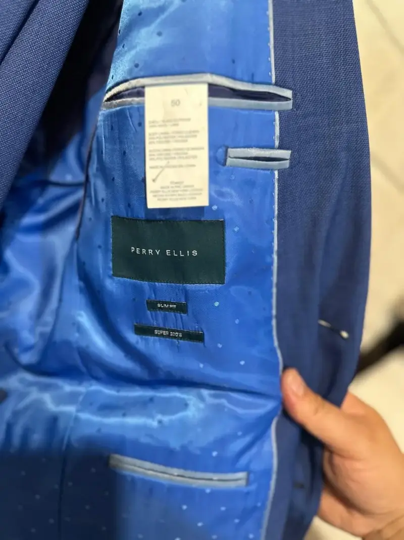 Traje azul Perry Ellis Slim Fit, hombre Talla 50 - 1