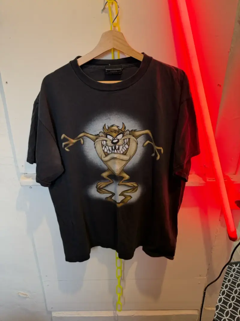 Polera negra Taz Looney Tunes vintage - 1