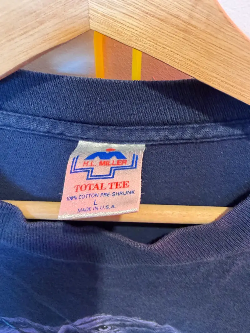 Polera gráfica águila y rayos caballo vintage - 2