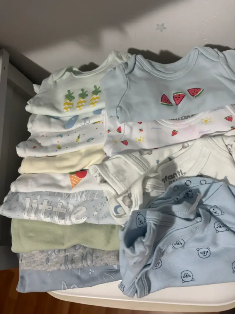 Lote de ropa de bebé distintas marcas - 2