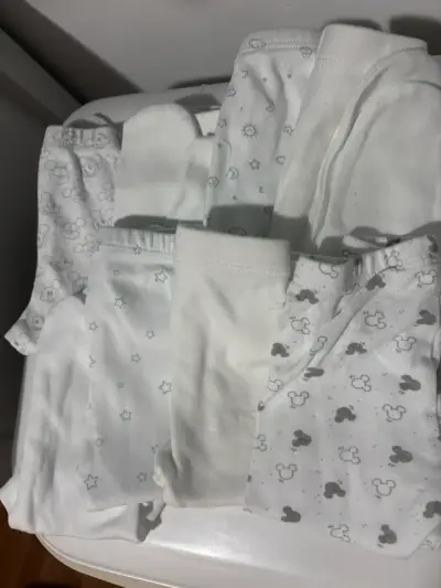 Lote de ropa de bebé distintas marcas - miniatura 3