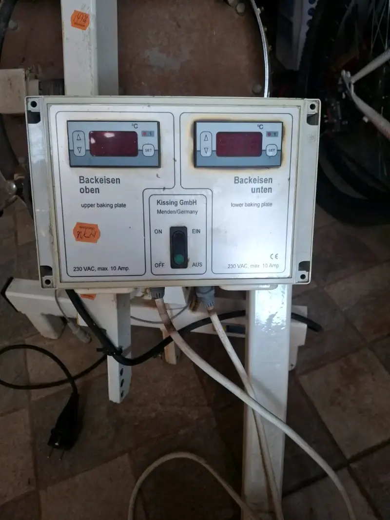 Máquina para hornear Kissing GmbH usada - 3