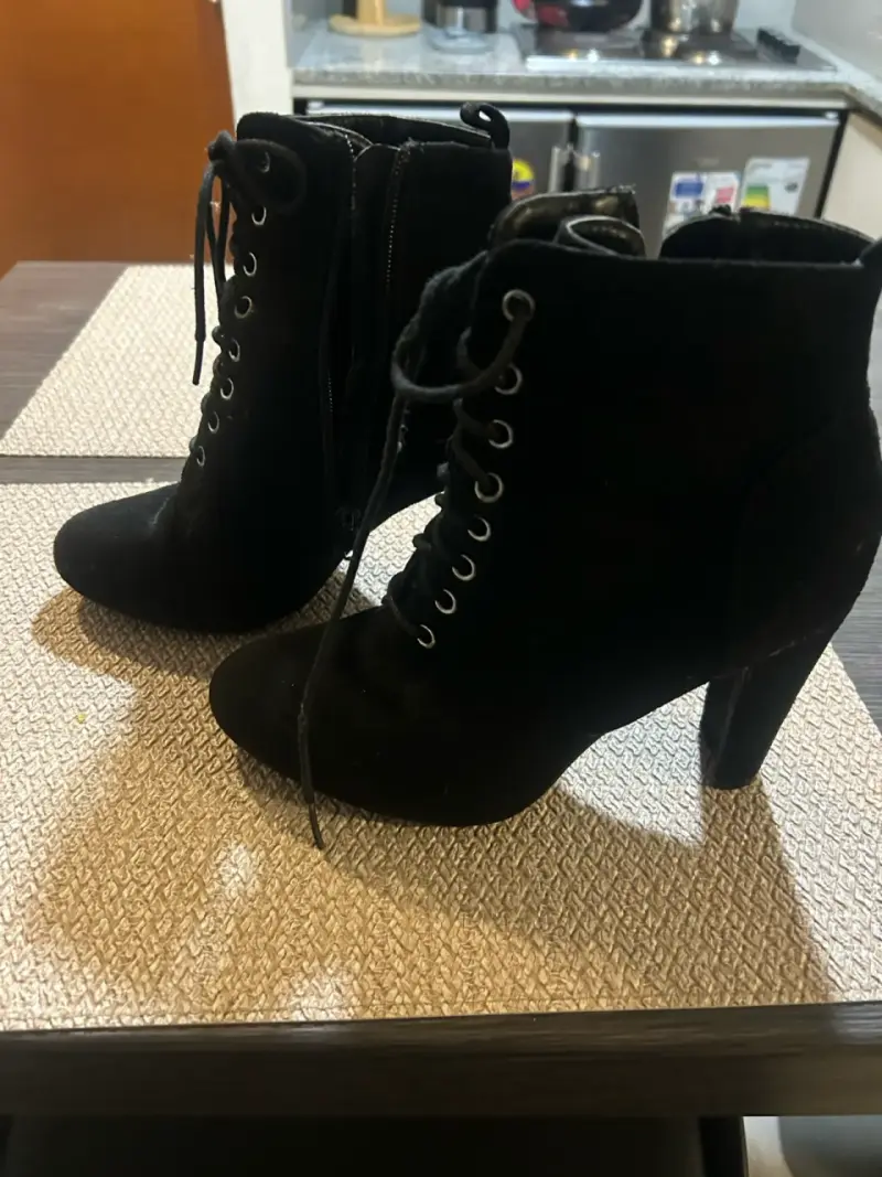 Botines de tacón alto negros cordones - 2