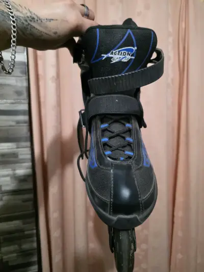 Patines en línea Action negros y azules - miniatura 3