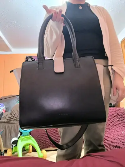 Cartera de cuero negra con asas largas lounge - miniatura 1