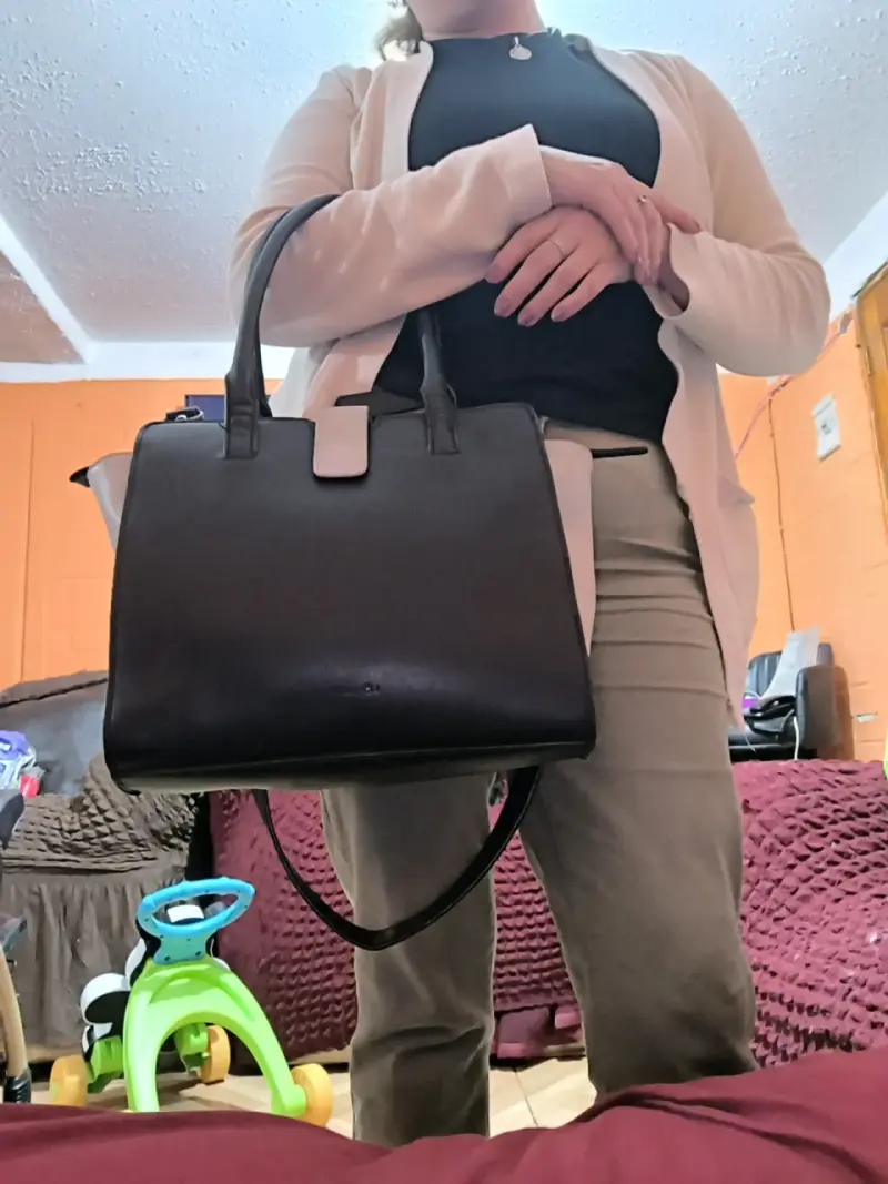Cartera de cuero negra con asas largas lounge - 2