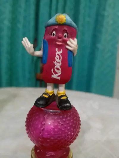 Figuras coleccionables de personajes de marcas - miniatura 2