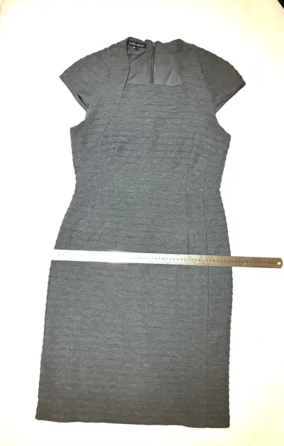 Vestido gris oscuro Laura Ashley - miniatura 1