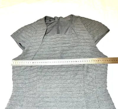 Vestido gris oscuro Laura Ashley - miniatura 2