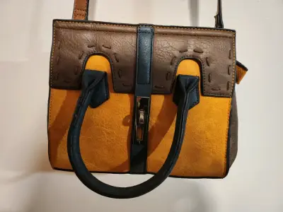 Bolso de cuero bicolor con asas resistentes - miniatura 6