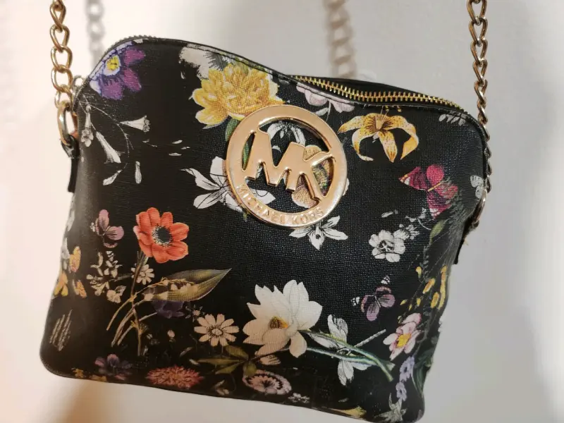 Cartera Michael Kors floral con cadena - 2