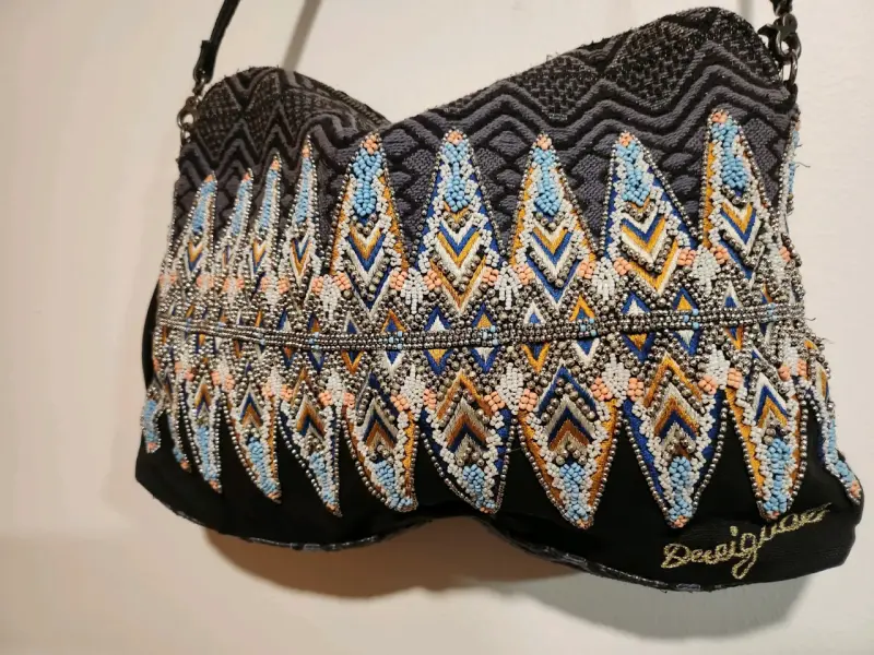 Cartera Desigual con diseño étnico y bordado - 2