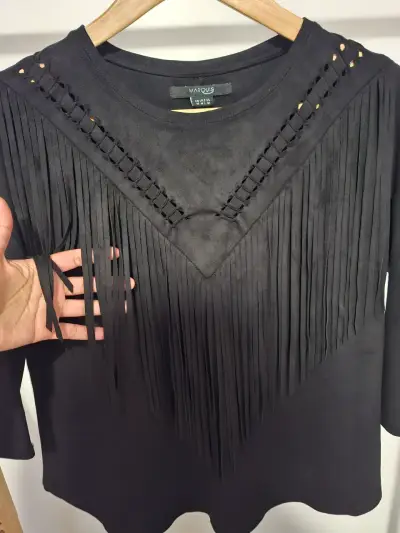 Polera Marquis negra con flecos talla M - miniatura 2