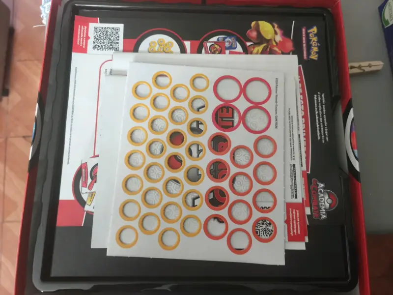 Juego de cartas Pokémon Academia de Combate - 3